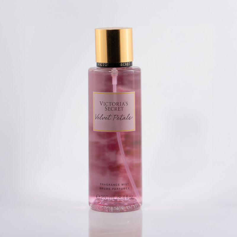 Victoria's Secret - Velvet Petals Fragrance Body Mist (250ml)