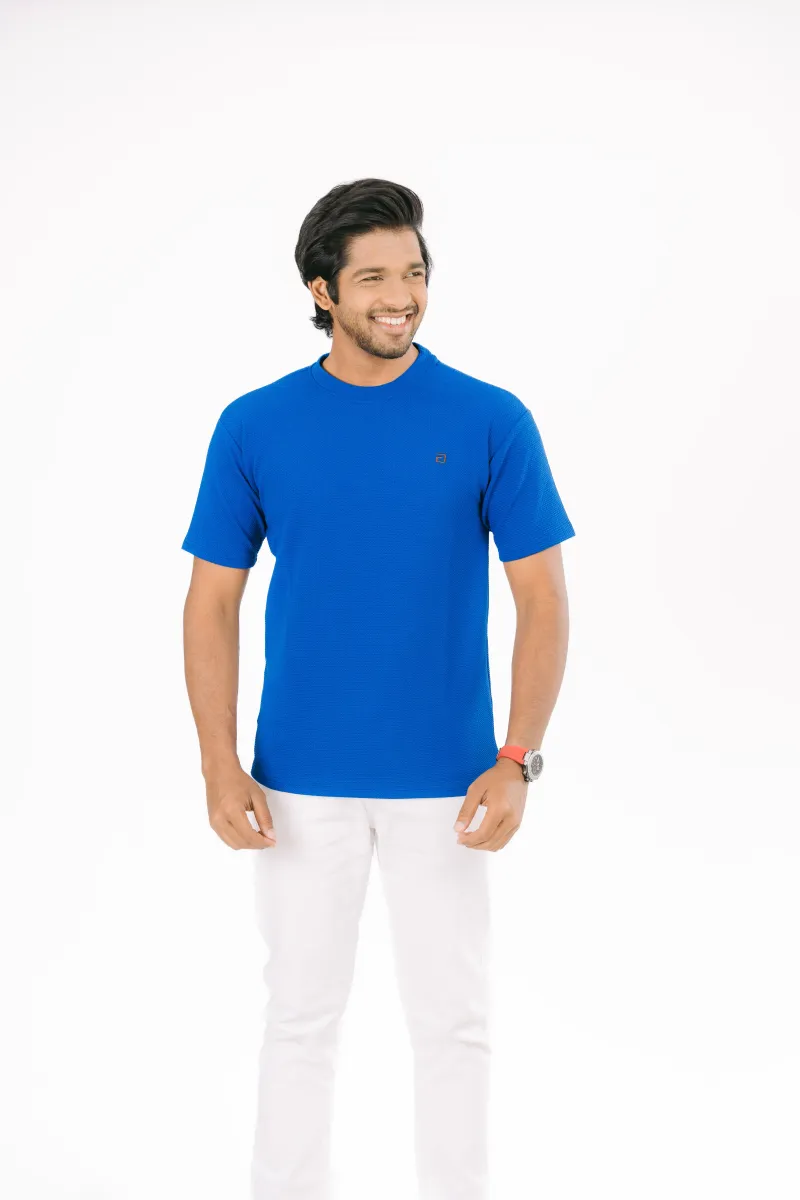 Gents’ T-Shirt – Crew neckline with short sleeves