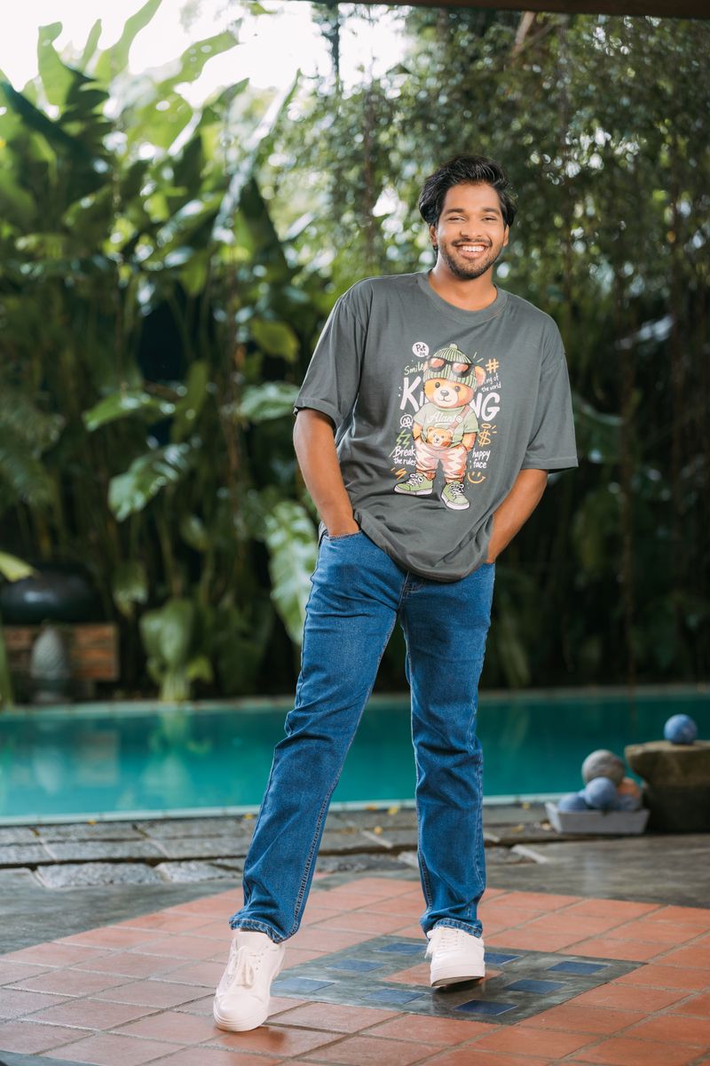 The “Street King” Teddy Bear Graphic Men’s T- Shirt