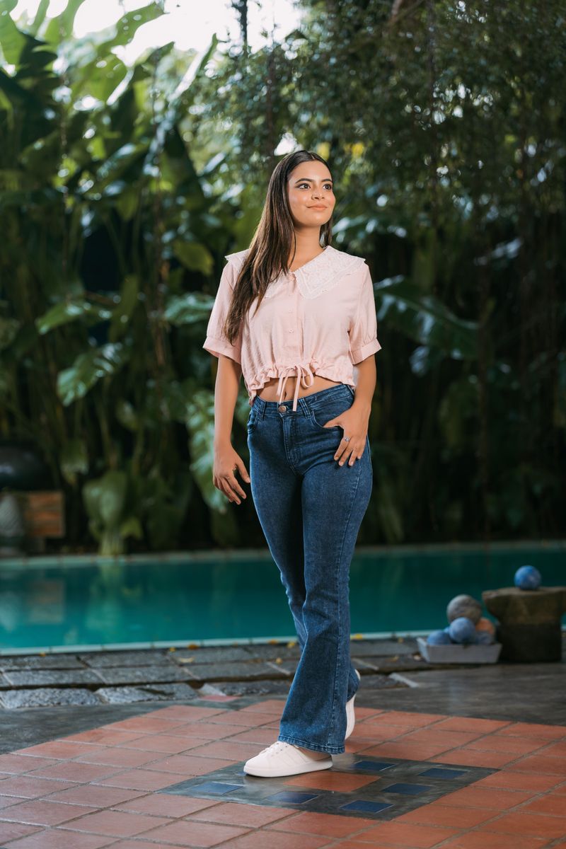 Chic & Sweet – lace – Trim - Crop Top